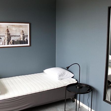 De La Gardie Park Vandrarhem Hostel Lidkoping Bagian luar foto