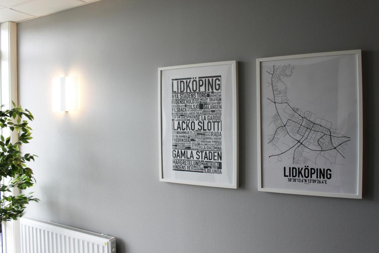 De La Gardie Park Vandrarhem Hostel Lidkoping Bagian luar foto